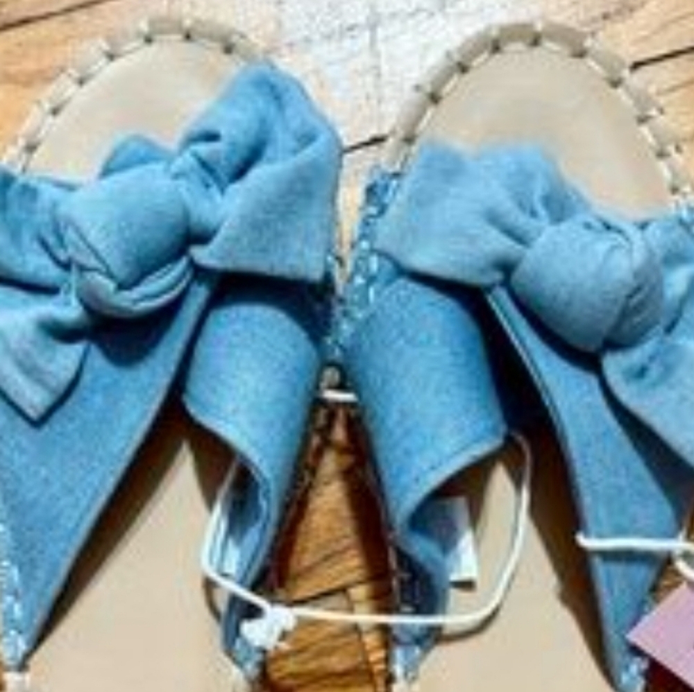 NEW Serra Light Blue Bow Sandals Nwt Size 8 - Picture 3 of 3